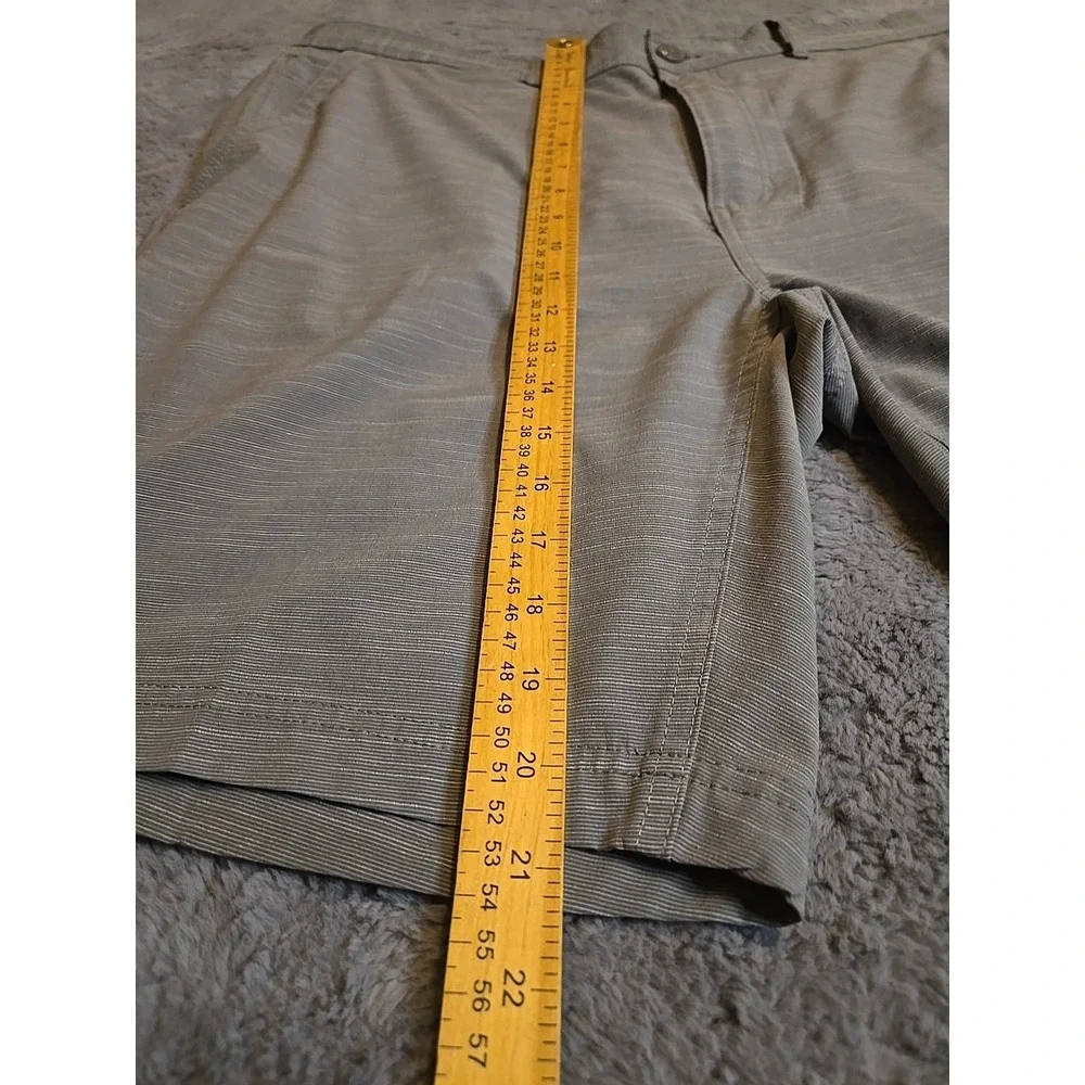 Weekender Casual Life Mens 42 Gray Golf Shorts Stretch Flat Front Performance